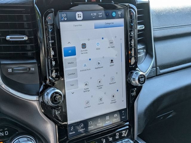 2023 RAM 1500 Laramie Crew Cab 4x4 5'7" Box
