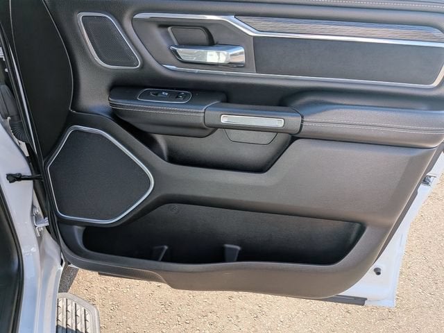 2023 RAM 1500 Laramie Crew Cab 4x4 5'7" Box