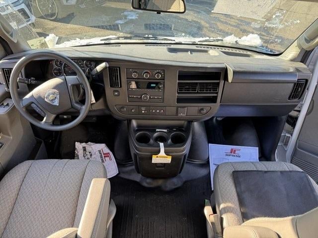 2024 Chevrolet Express Cutaway 3500 Base