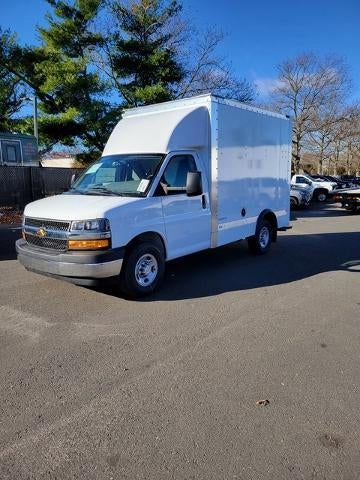 2024 Chevrolet Express Cutaway 3500 Base
