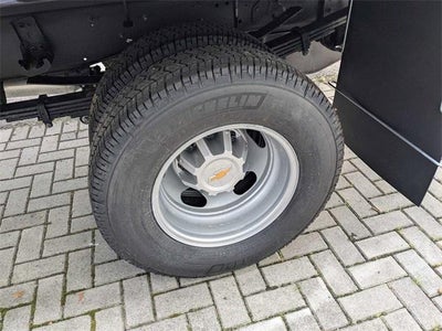 2025 Chevrolet Silverado 3500 HD Chassis Cab Work Truck