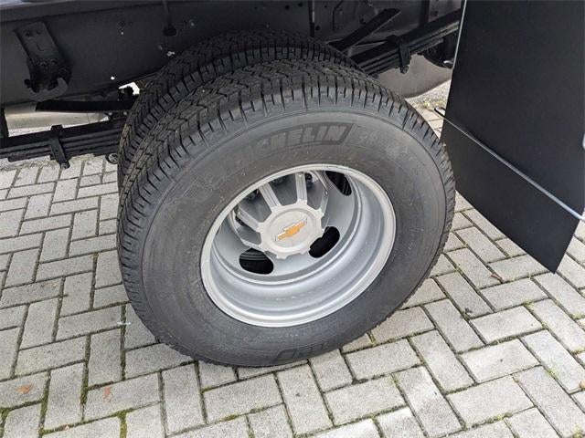 2025 Chevrolet Silverado 3500 HD Chassis Cab Work Truck