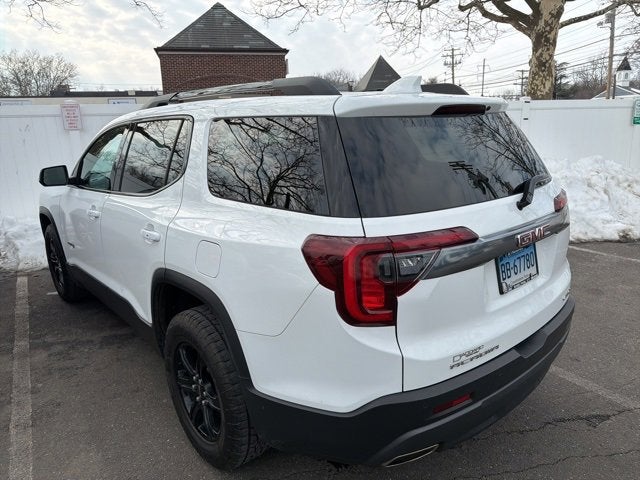 2022 GMC Acadia AT4