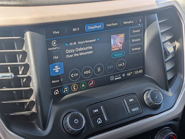 2023 GMC Acadia Denali
