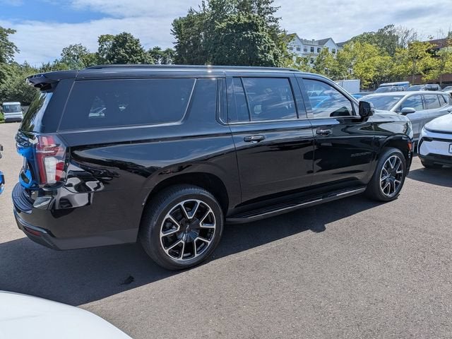 2022 Chevrolet Suburban RST