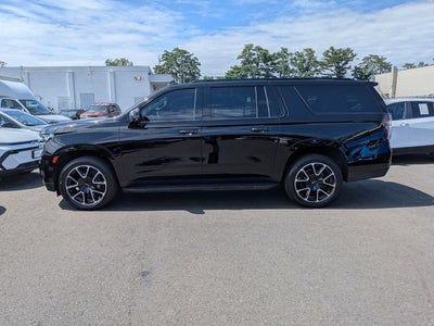 2022 Chevrolet Suburban RST