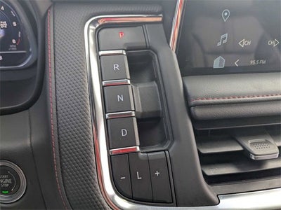 2023 Chevrolet Suburban RST