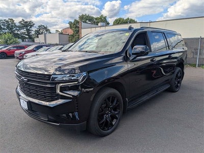 2023 Chevrolet Suburban RST