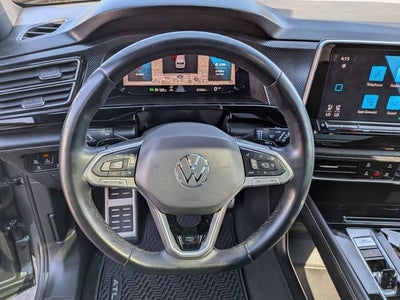 2024 Volkswagen Atlas Cross Sport 2.0T SEL R-Line