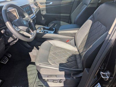 2024 Volkswagen Atlas 2.0T SEL Premium R-Line