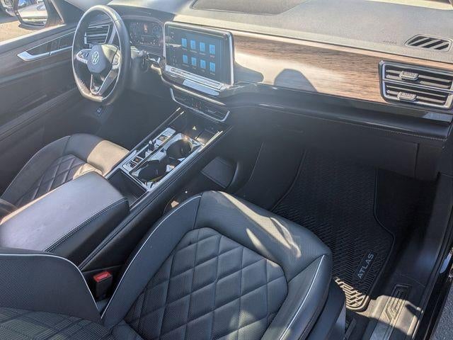 2024 Volkswagen Atlas 2.0T SEL Premium R-Line