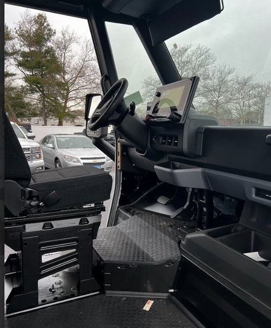 2024 BrightDrop Zevo 400 Base