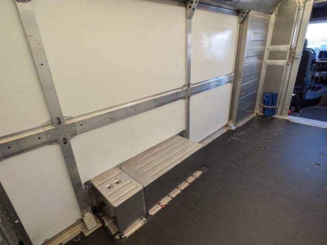 2024 BrightDrop Zevo 600 Base
