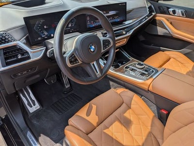 2025 BMW X5 M60i