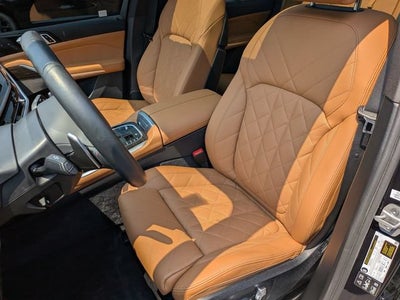 2025 BMW X5 M60i
