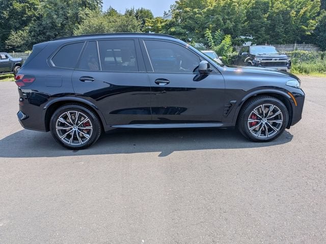 2025 BMW X5 M60i