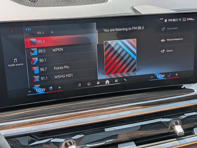 2025 BMW X5 M60i