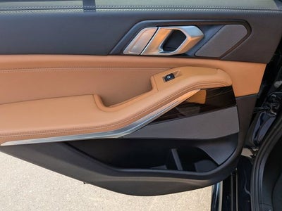 2025 BMW X5 M60i