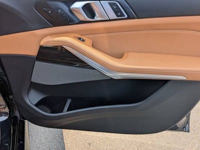 2025 BMW X5 M60i