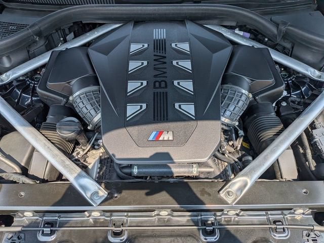 2025 BMW X5 M60i