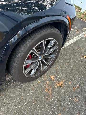 2025 BMW X5 M60i