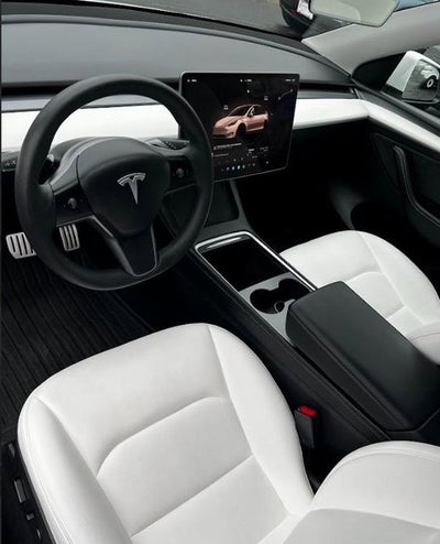 2023 Tesla Model Y Performance Dual Motor All-Wheel Drive