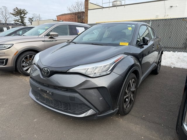 2022 Toyota C-HR XLE